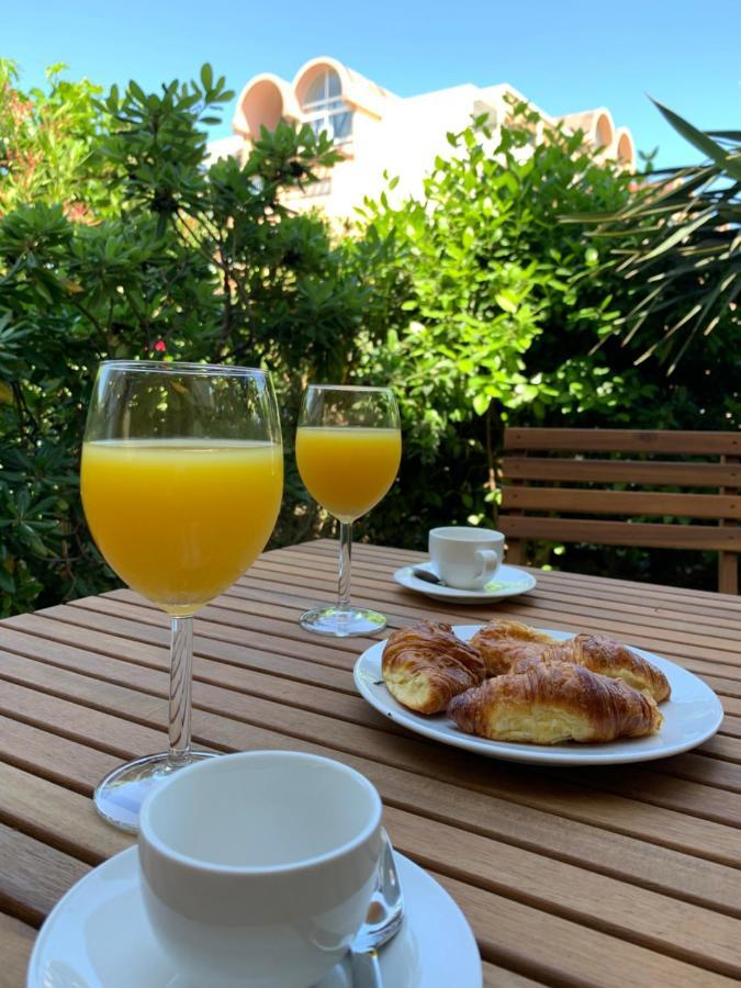 Avec Terrasse Au Centre De